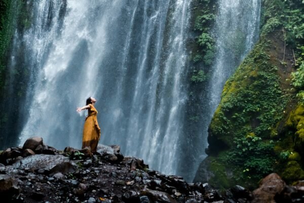 Paket Tour Lombok 4 Hari 3 Malam + Hotel Bintang 4