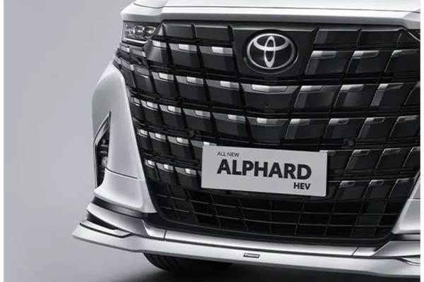 Toyota Alphard (Daily Rental) - Image 2