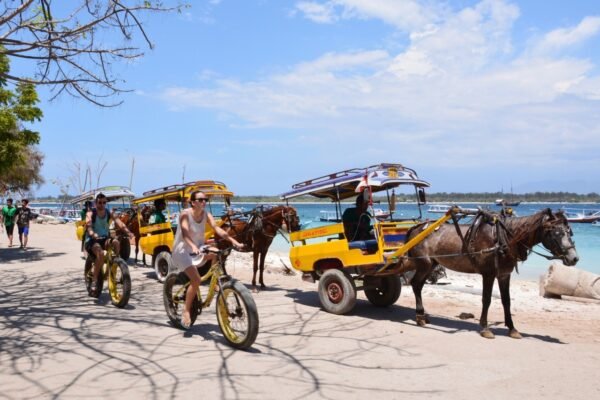 Paket Tour Lombok 5 Hari 4 Malam + Hotel Bintang 4